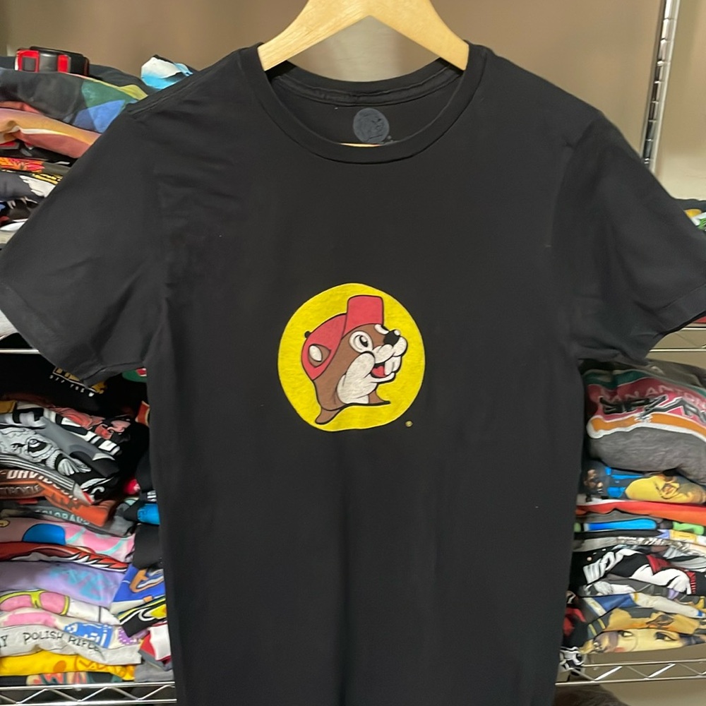 Bucee’s “Peace Love Bucee’s” Tee 🔥🔥